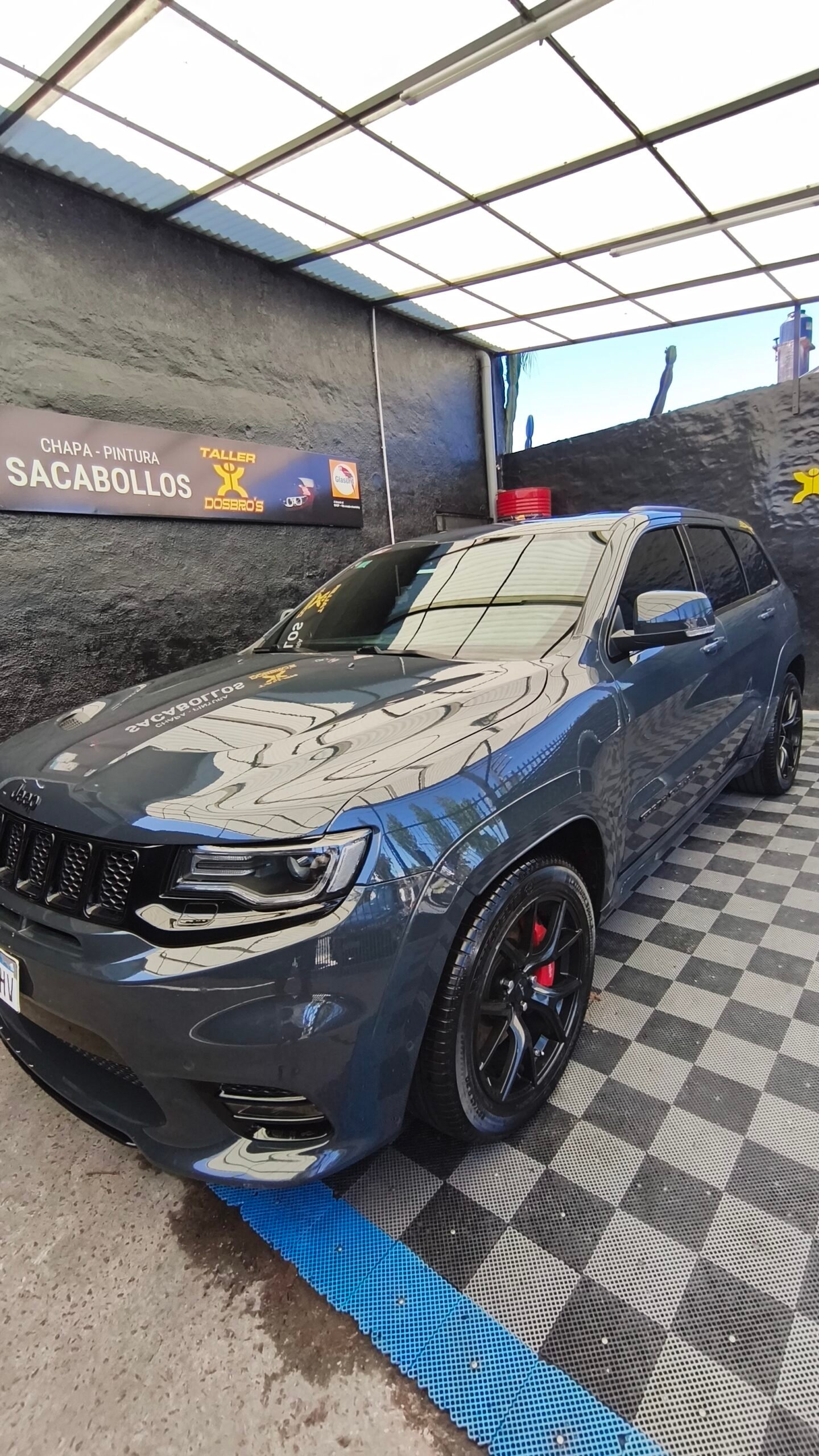 Detailing vehicular — pulido y encerado